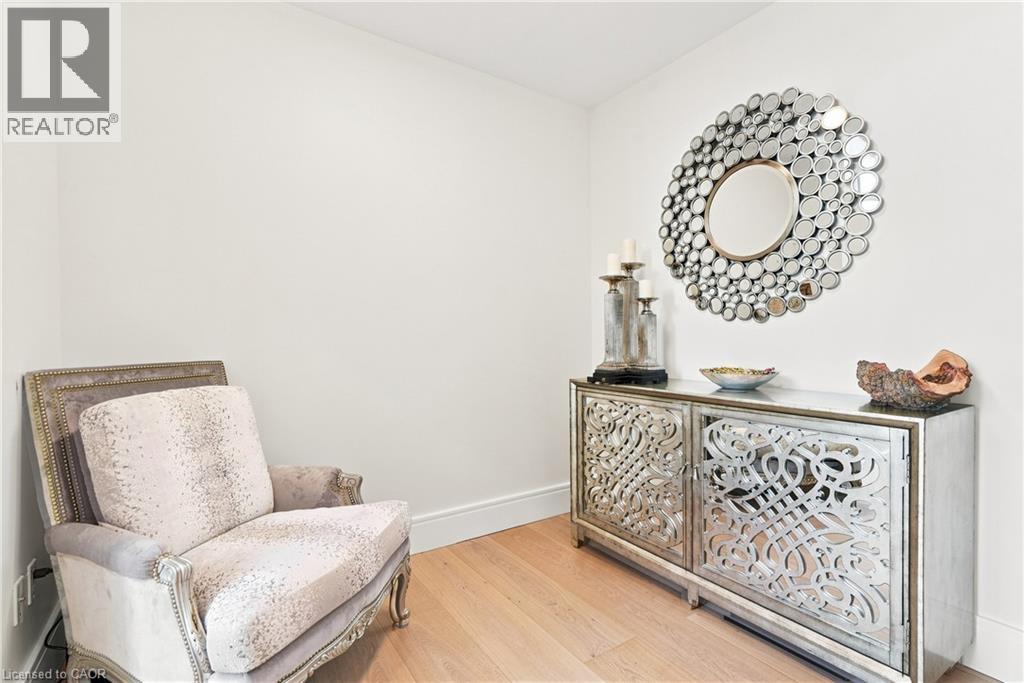 112 King Street E Unit# Ph5, Hamilton, ON