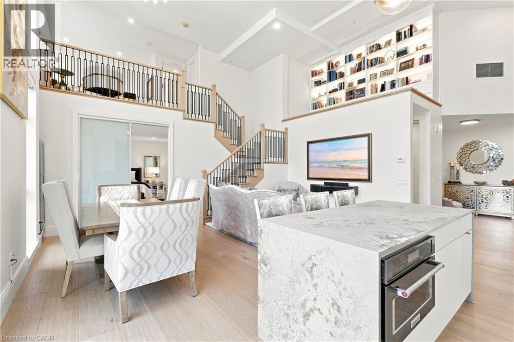 112 King Street E Unit# Ph5, Hamilton, ON