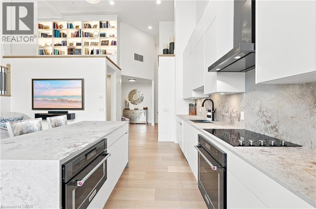 112 King Street E Unit# Ph5, Hamilton, ON