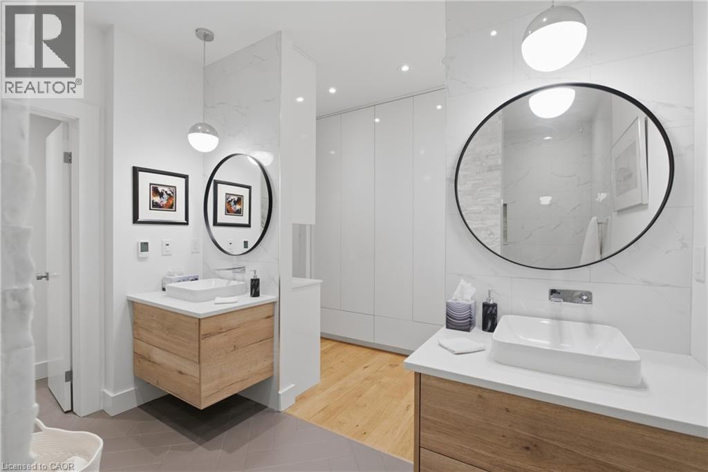 6 Tanner Circle Unit# 8, St. Catharines, ON