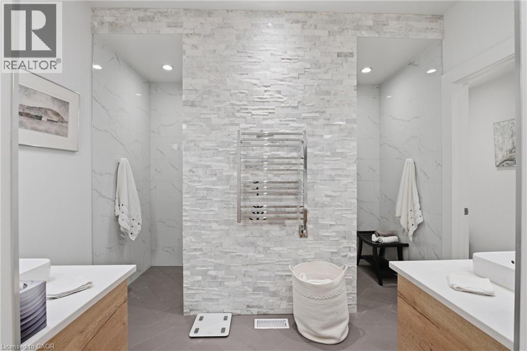 6 Tanner Circle Unit# 8, St. Catharines, ON