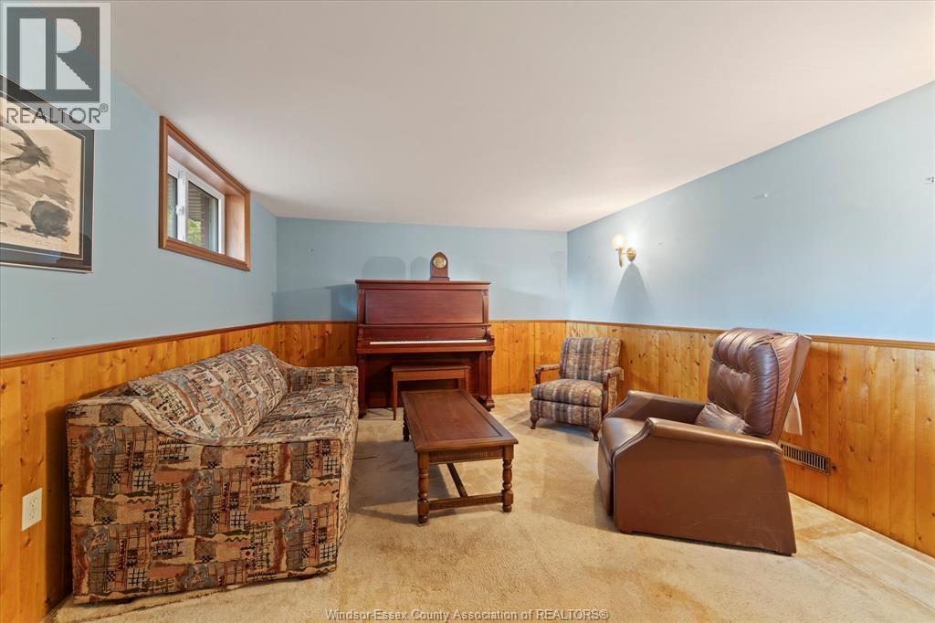 4339 Ashfield Crescent, Windsor, ON