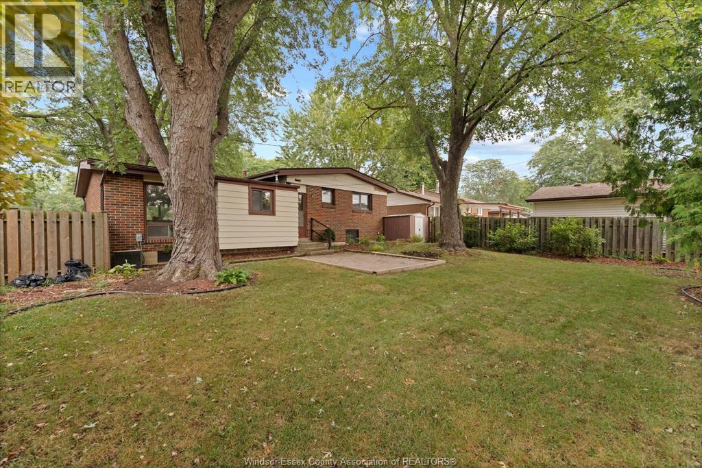 4339 Ashfield Crescent, Windsor, ON