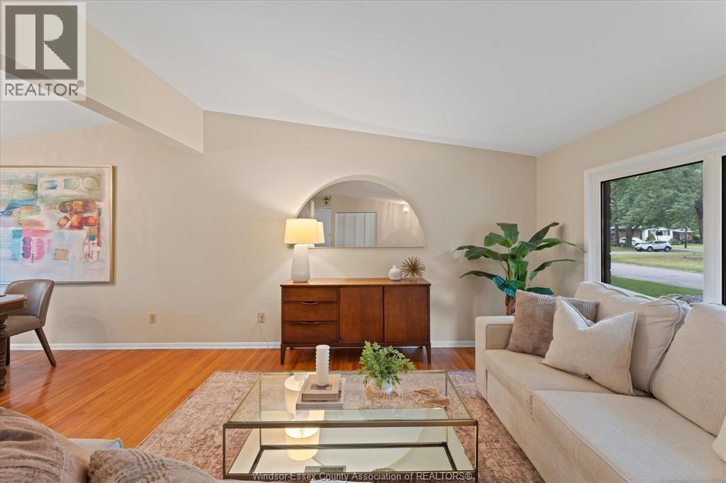 4339 Ashfield Crescent, Windsor, ON
