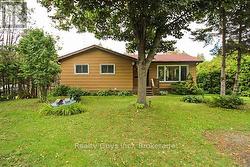 A Immaculate Walk-Out Bungalow - 