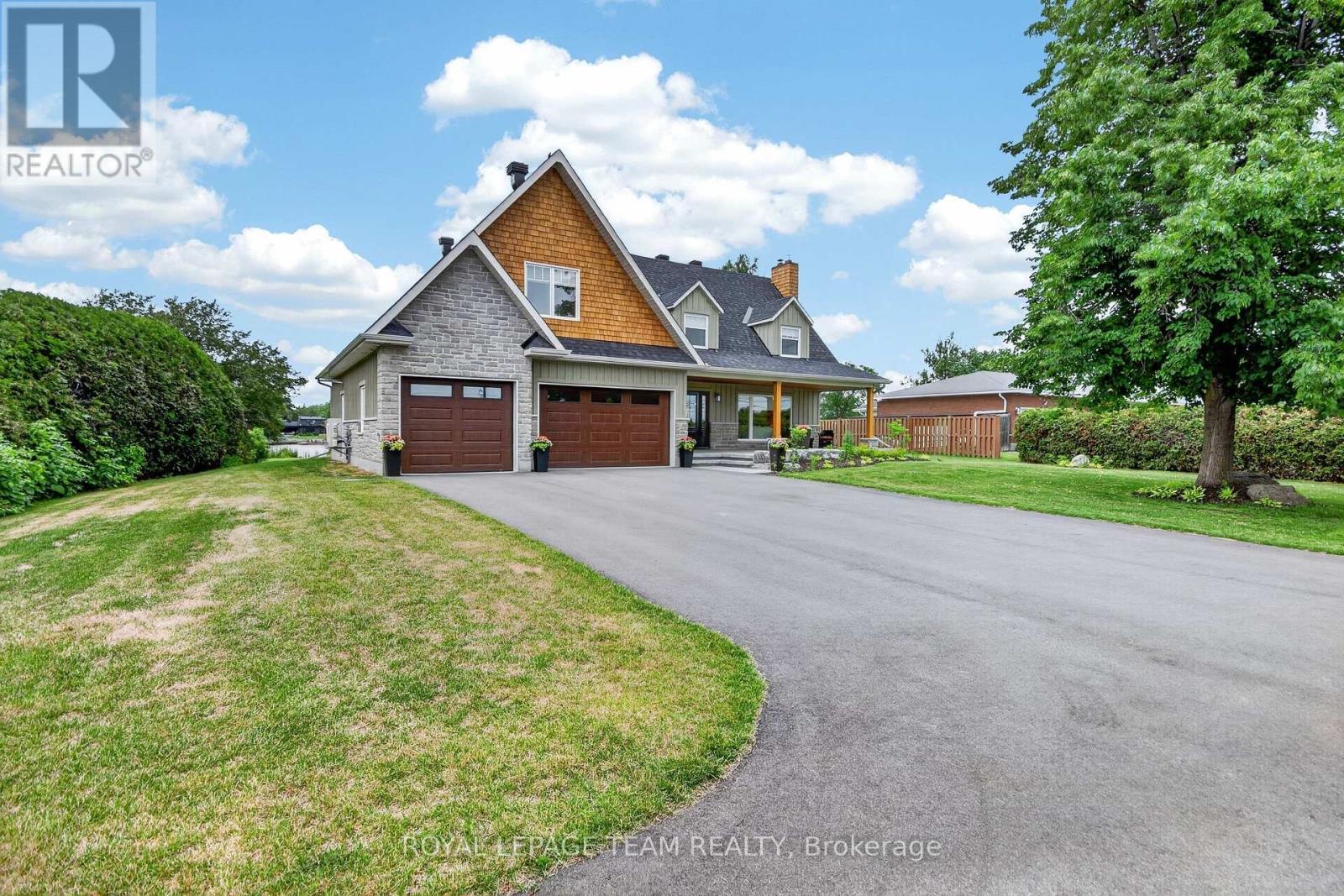 2710 River Road, Ottawa, ON