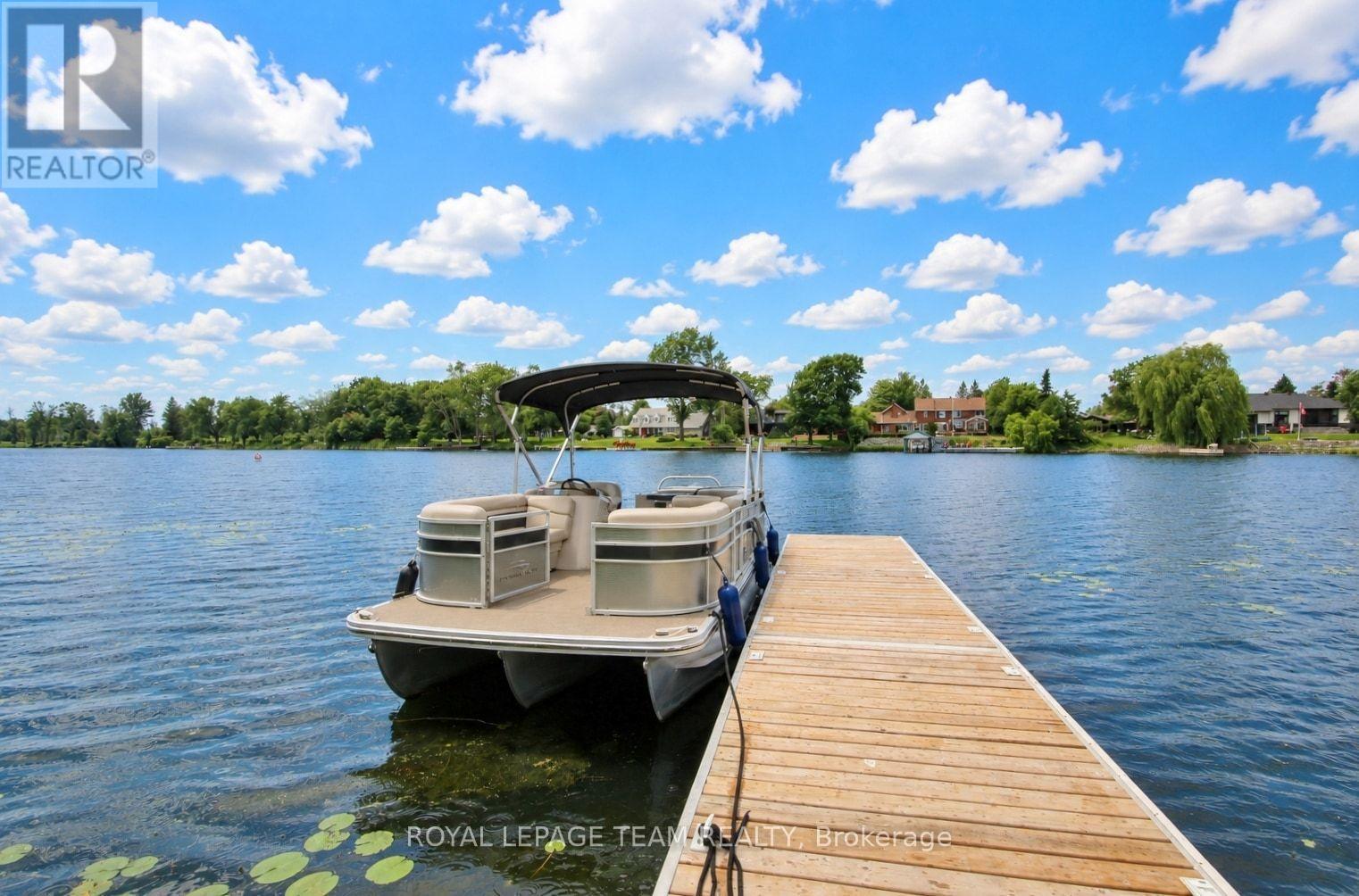 2710 River Road, Ottawa, ON