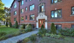 102-1270 Ch. Regent Mont-Royal, QC H3P 2K5