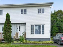 46 Curtiss Avenue Gander, NL A1V 2E5