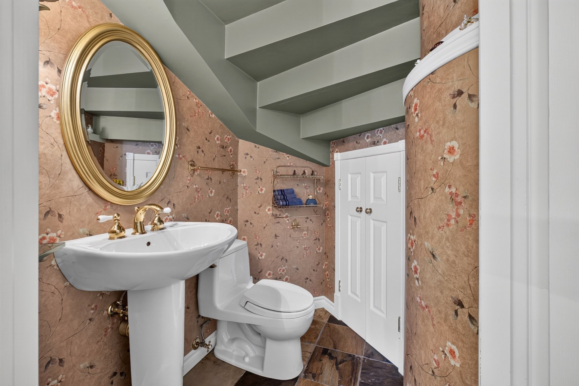 Powder room - 1673Z - 1675Z Boul. De Portland, Sherbrooke (Les Nations), QC