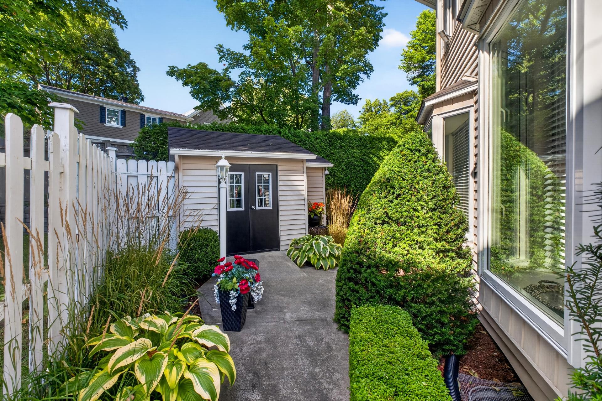 Shed - 1673Z - 1675Z Boul. De Portland, Sherbrooke (Les Nations), QC