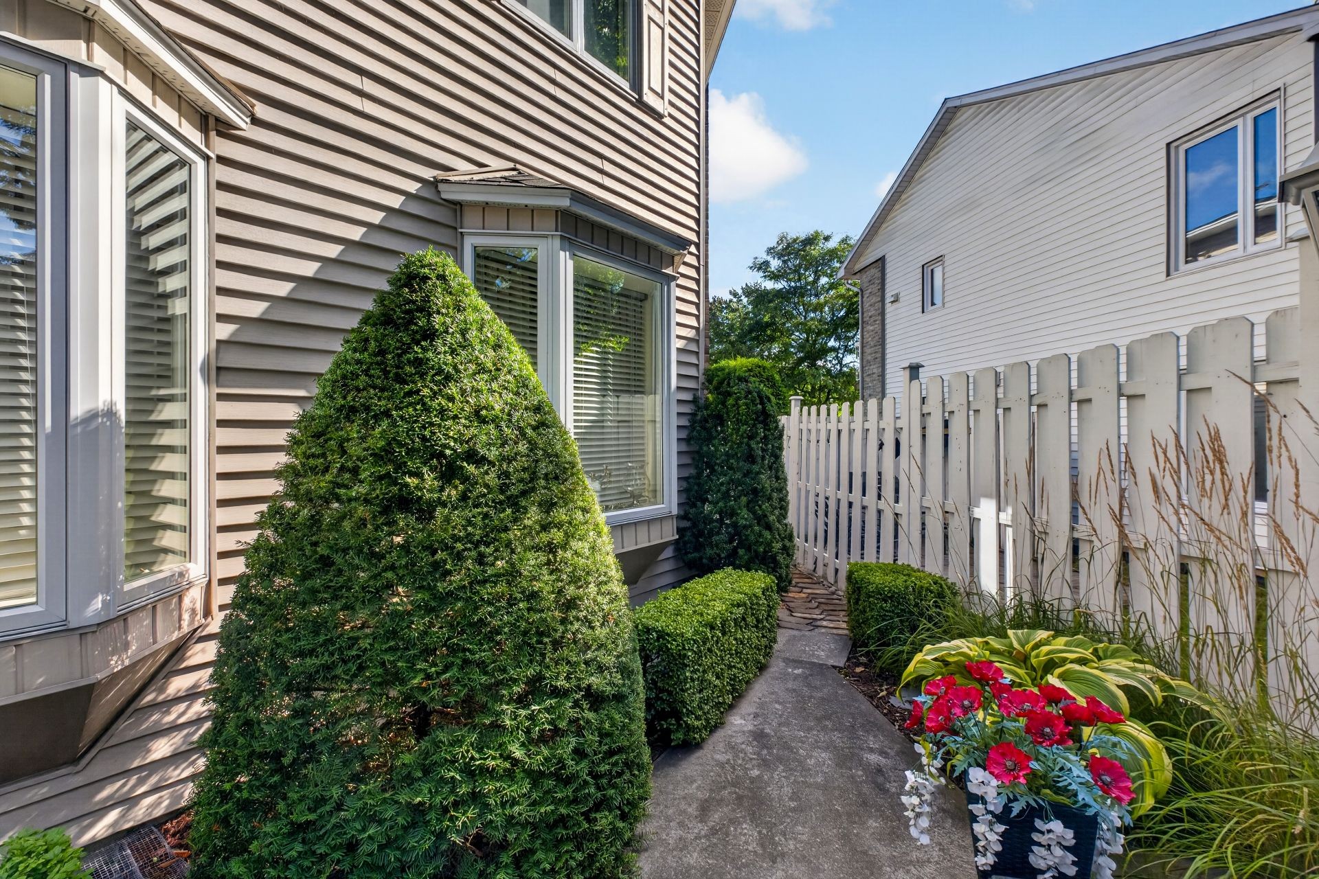 Exterior - 1673Z - 1675Z Boul. De Portland, Sherbrooke (Les Nations), QC