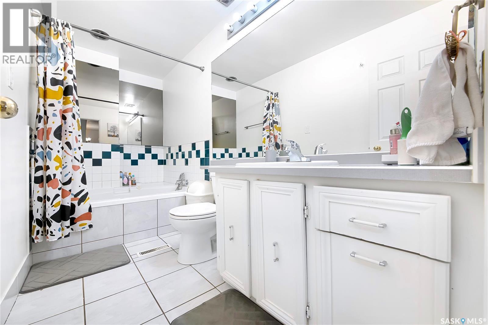823 Northumberland Avenue, Saskatoon, SK