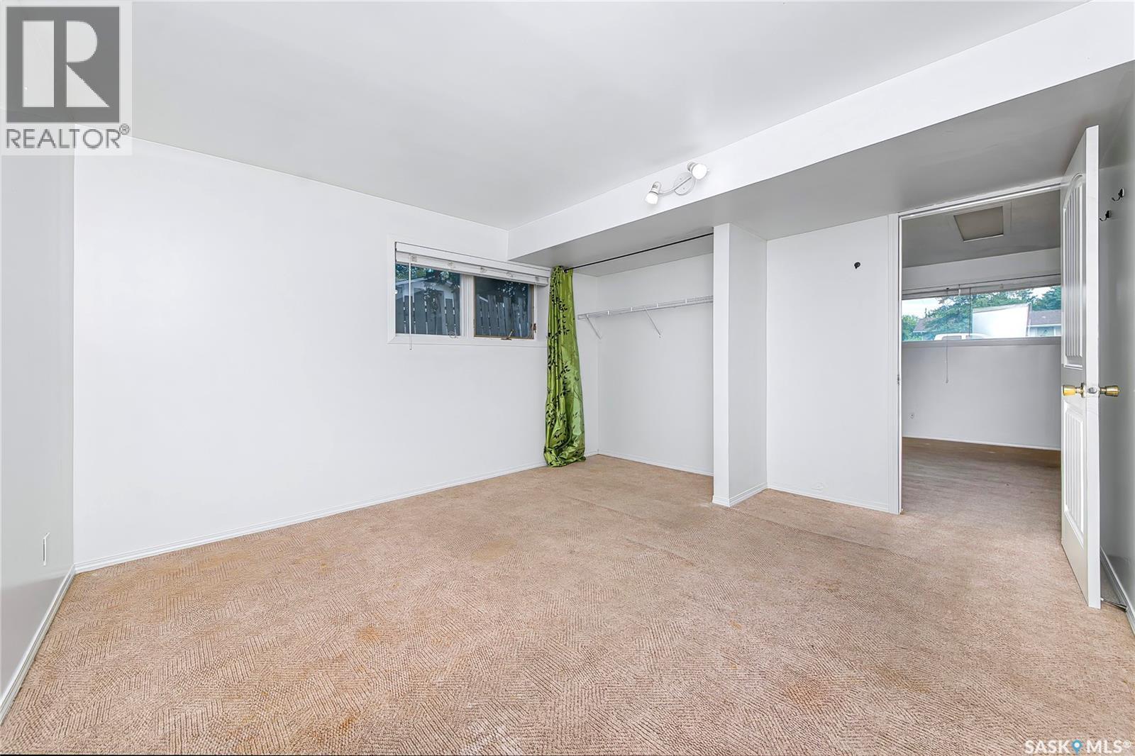 823 Northumberland Avenue, Saskatoon, SK