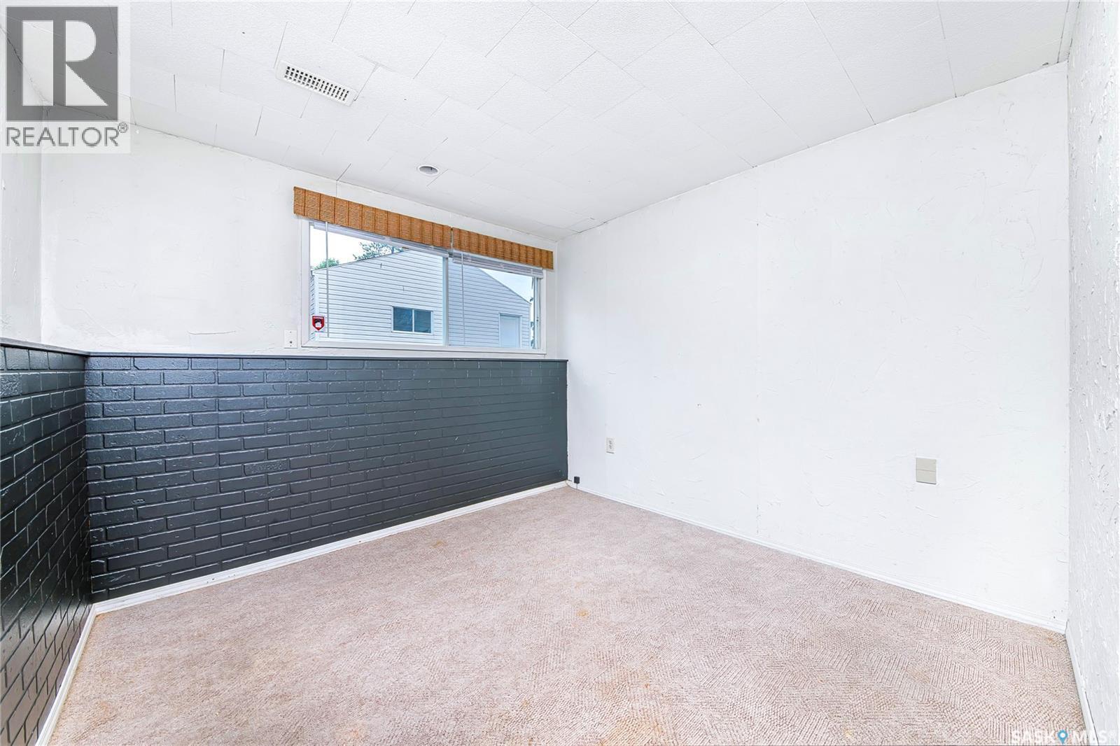 823 Northumberland Avenue, Saskatoon, SK
