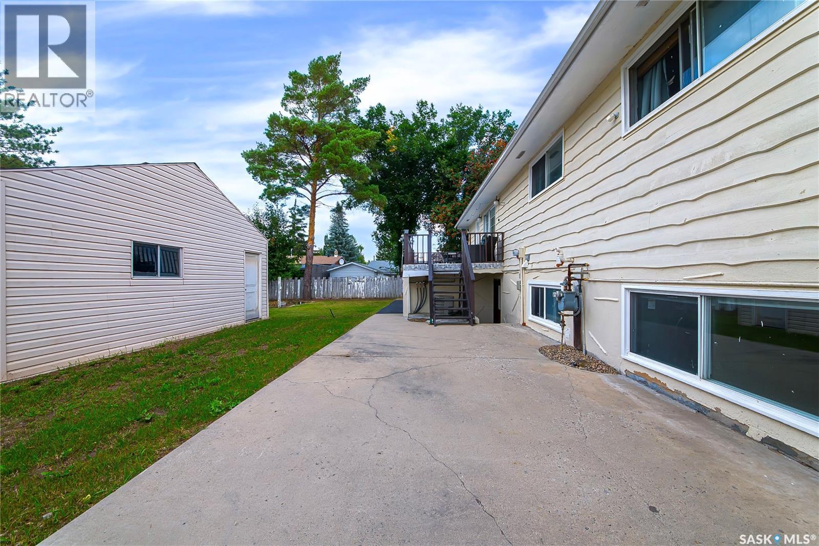 823 Northumberland Avenue, Saskatoon, SK