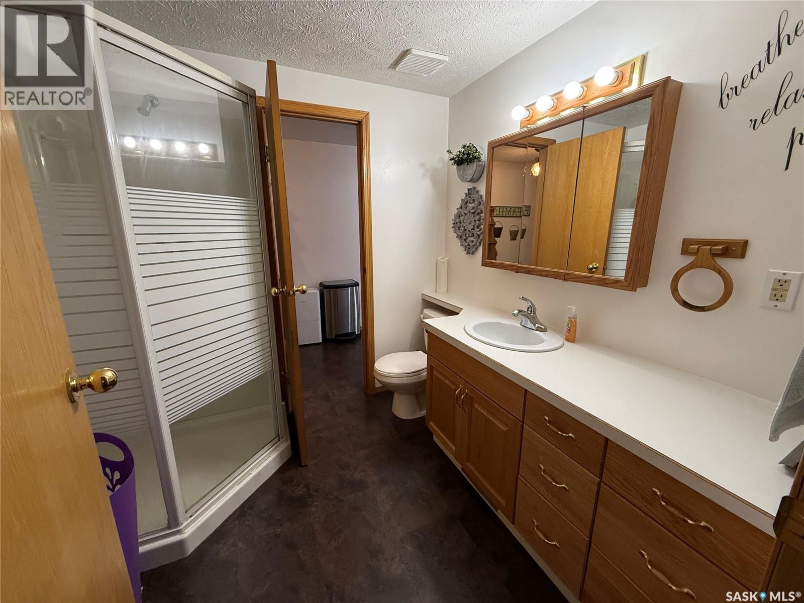 1849 Eaglesham Avenue, Weyburn, SK