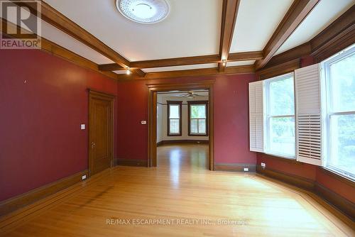 34 Holton Avenue S, Hamilton, ON 