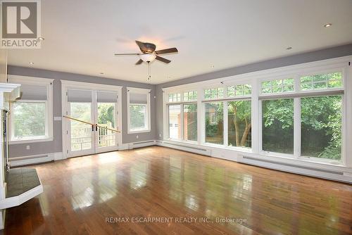 34 Holton Avenue S, Hamilton, ON 
