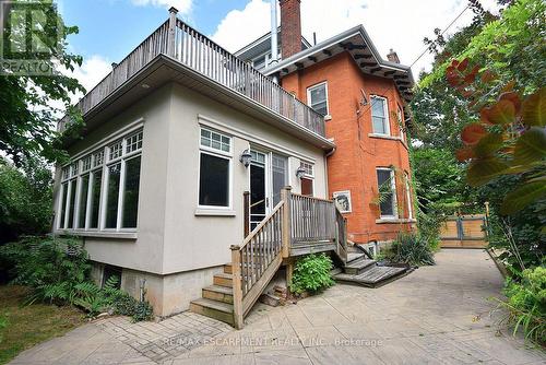 34 Holton Avenue S, Hamilton, ON 