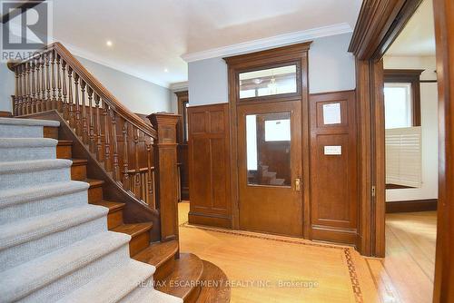 34 Holton Avenue S, Hamilton, ON 