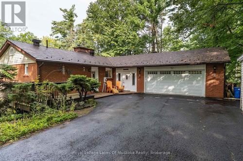 230 LAKEVIEW AVENUE  Gravenhurst (Muskoka (S)), ON P1P 1R4