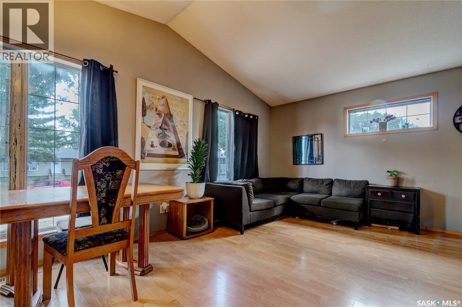 908 Connaught Street, Regina, SK