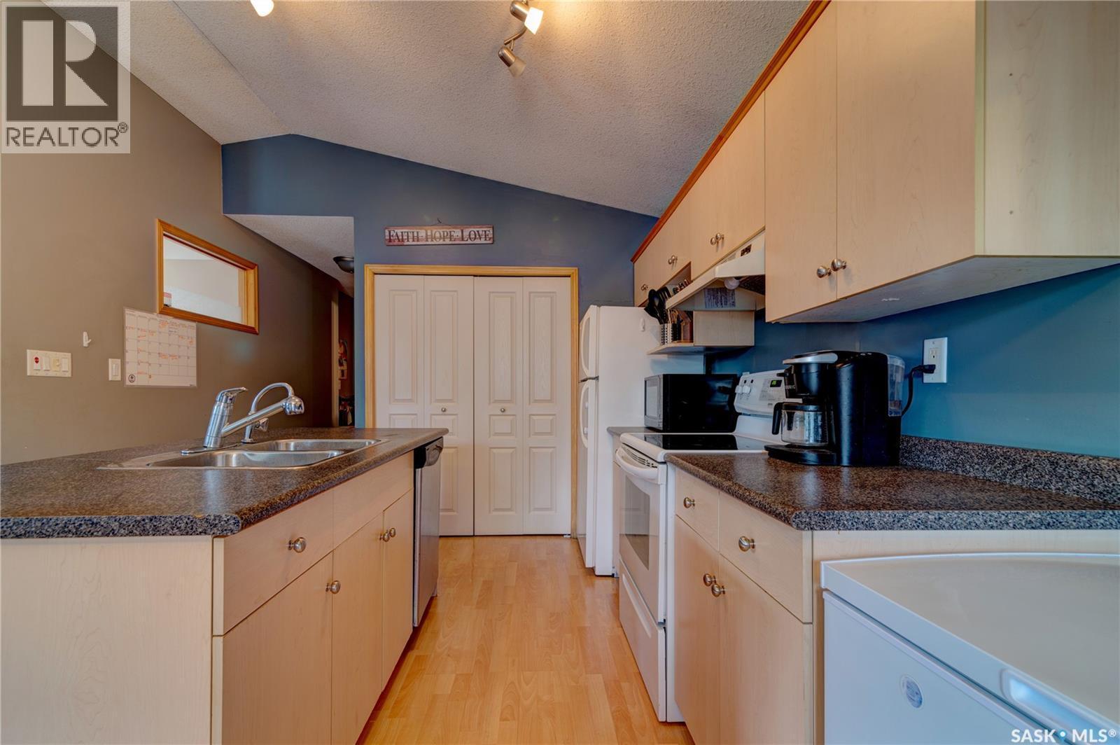 908 Connaught Street, Regina, SK