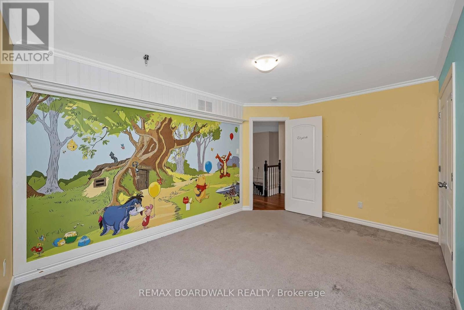 648 Decoeur Drive, Ottawa, ON