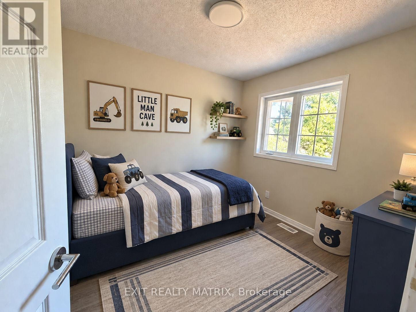 Virtually Staged - 155 Margrave Avenue, Ottawa, ON
