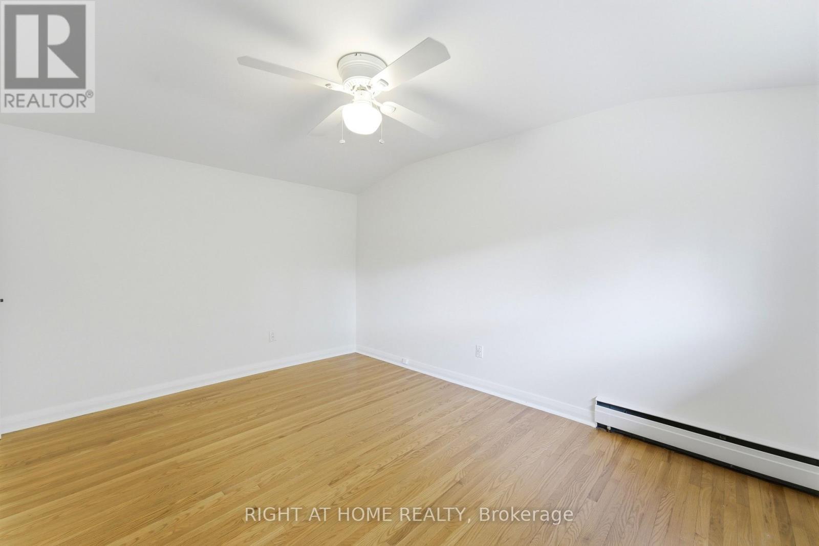 1244 De Quincy Crescent, Burlington, ON
