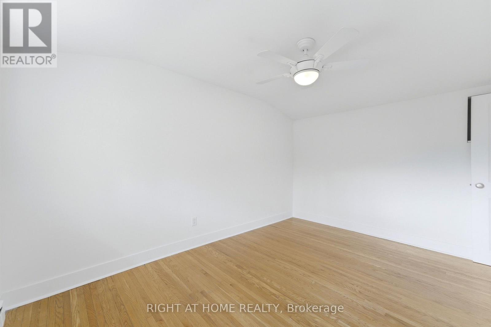 1244 De Quincy Crescent, Burlington, ON
