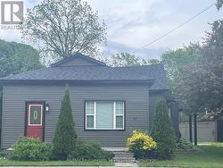 61 SIXTH STREET Collingwood, ON L9Y 1Y8