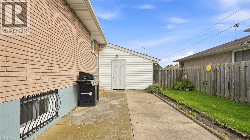 18 Glen Castle Drive, Stoney Creek, ON