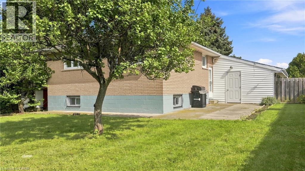 18 Glen Castle Drive, Stoney Creek, ON
