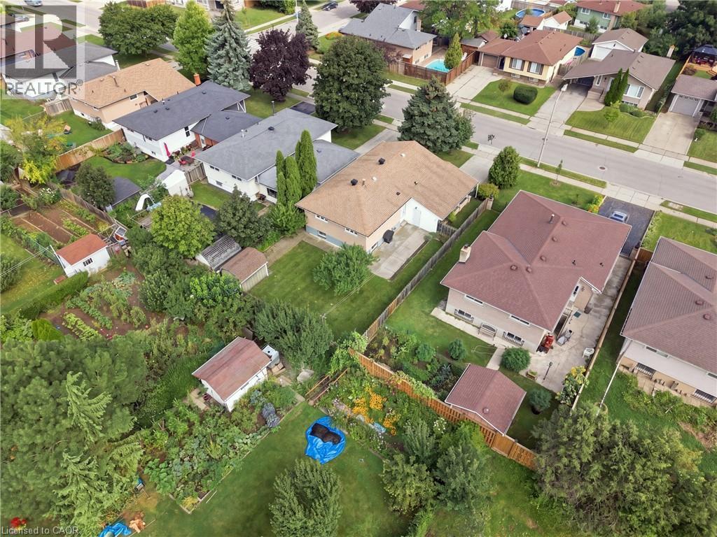 18 Glen Castle Drive, Stoney Creek, ON