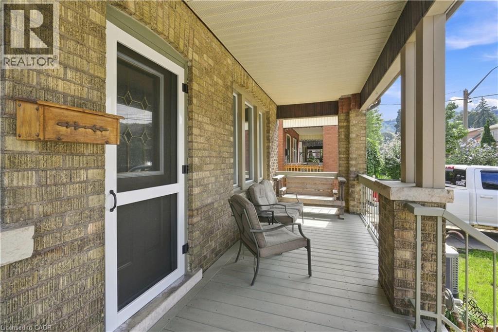 163 Grosvenor Avenue S, Hamilton, ON
