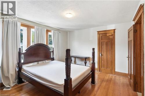 163 Grosvenor Avenue S, Hamilton, ON 