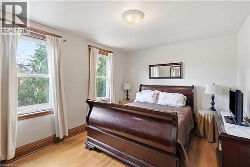 163 Grosvenor Avenue S, Hamilton, ON 