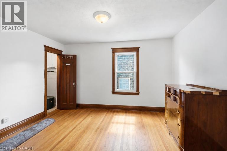 163 Grosvenor Avenue S, Hamilton, ON