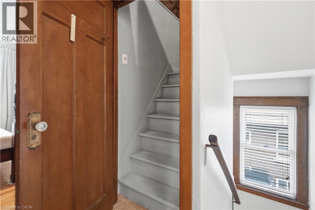 163 Grosvenor Avenue S, Hamilton, ON