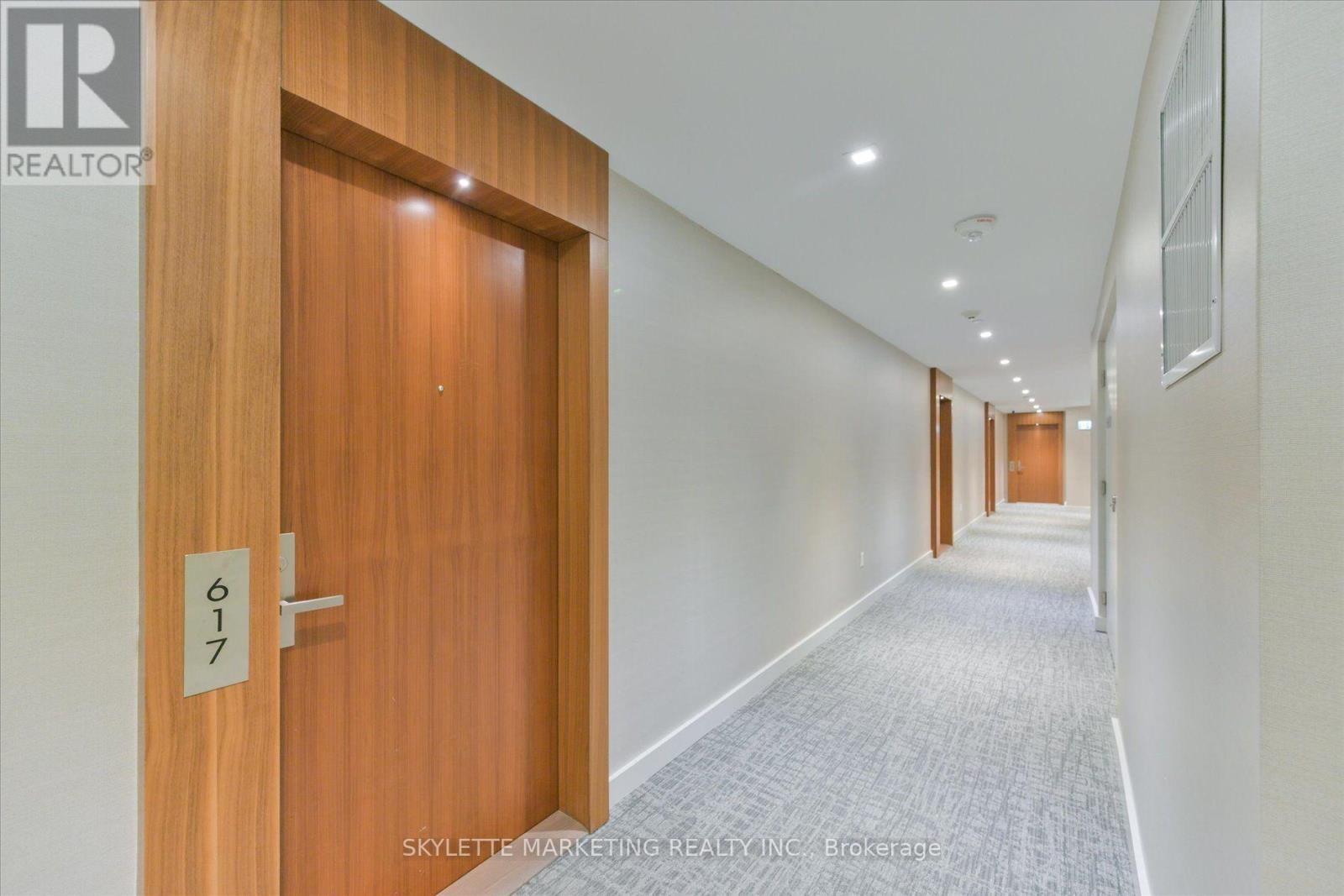 617 - 15 Queens Quay E, Toronto, ON