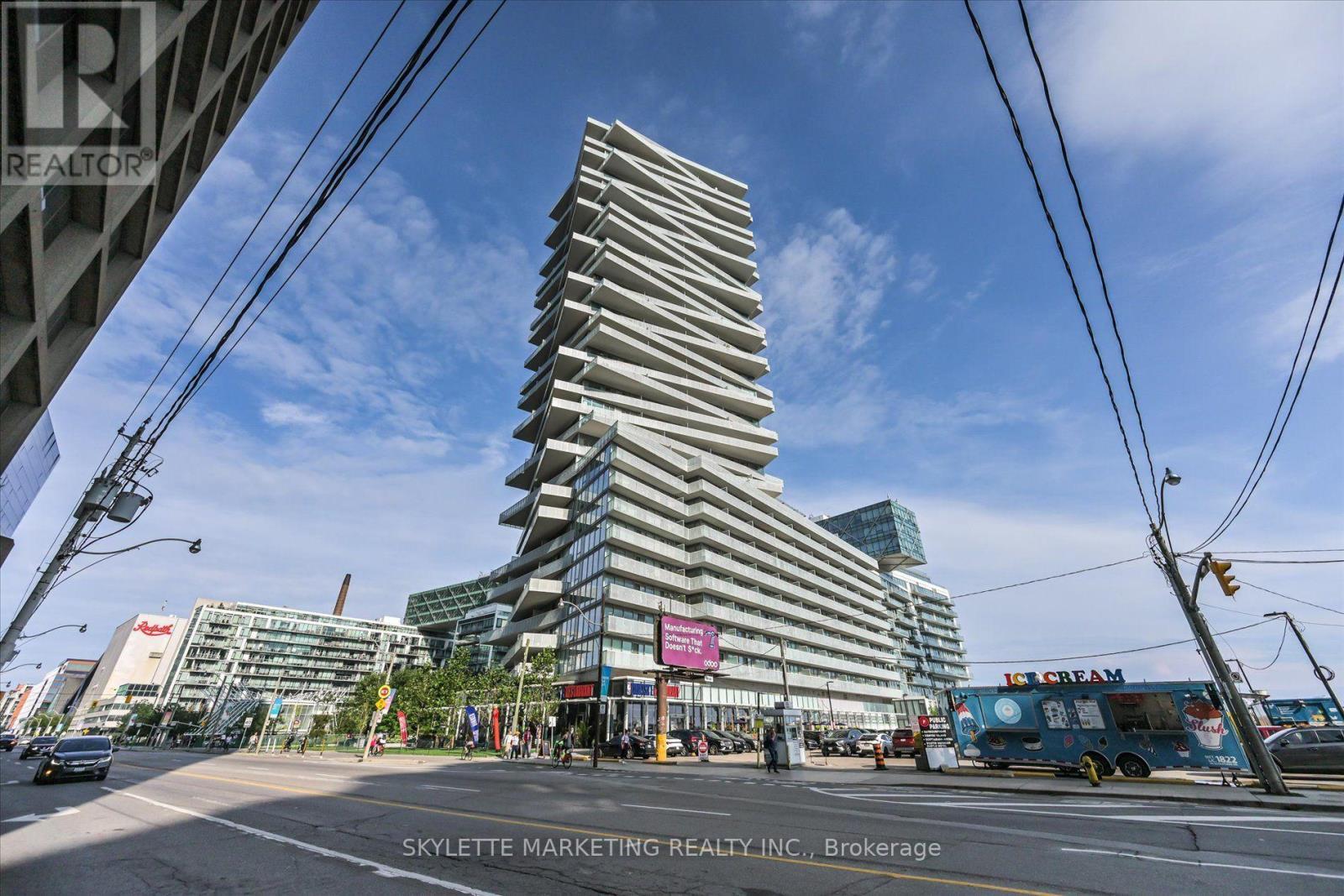 617 - 15 Queens Quay E, Toronto, ON