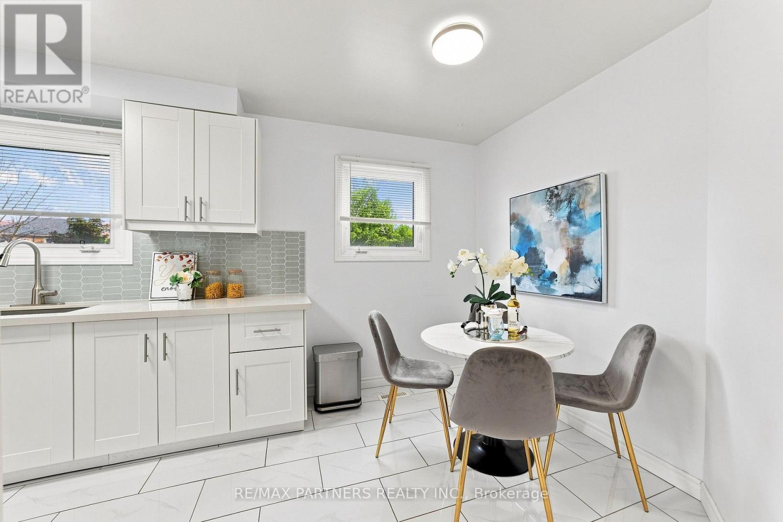 26 Blue Eagle Trail, Toronto, ON