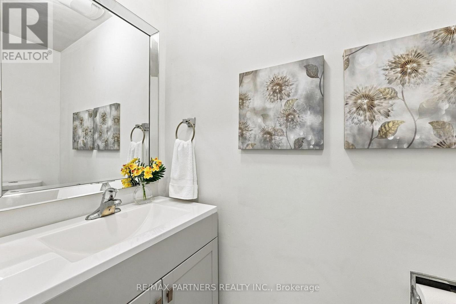 26 Blue Eagle Trail, Toronto, ON