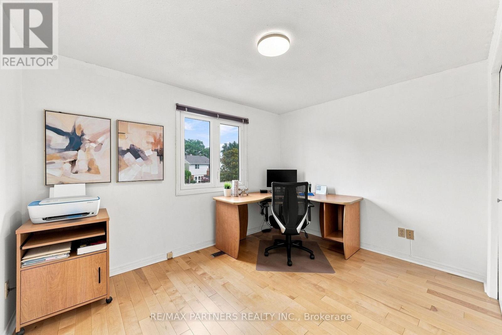 26 Blue Eagle Trail, Toronto, ON