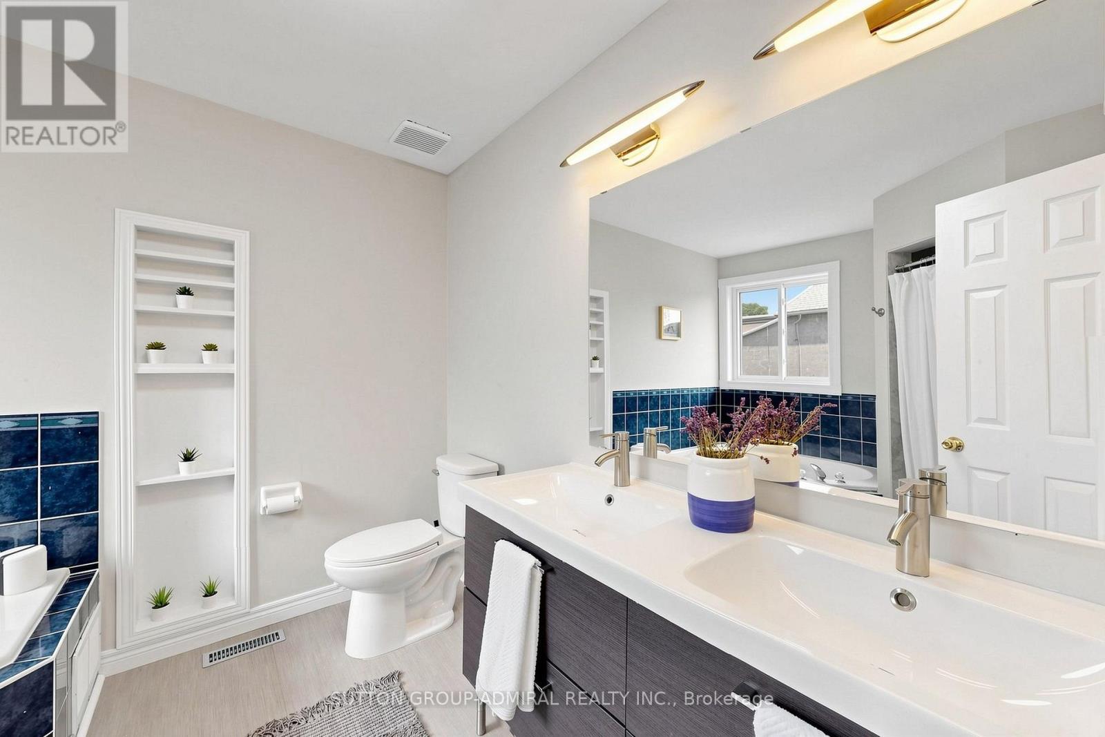 38 Felt Crescent, Barrie, ON