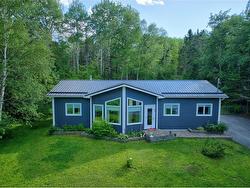 254 Main Street Traytown, NL A0G 4K0