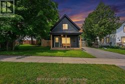 314 BAY STREET Midland, ON L4R 1J9