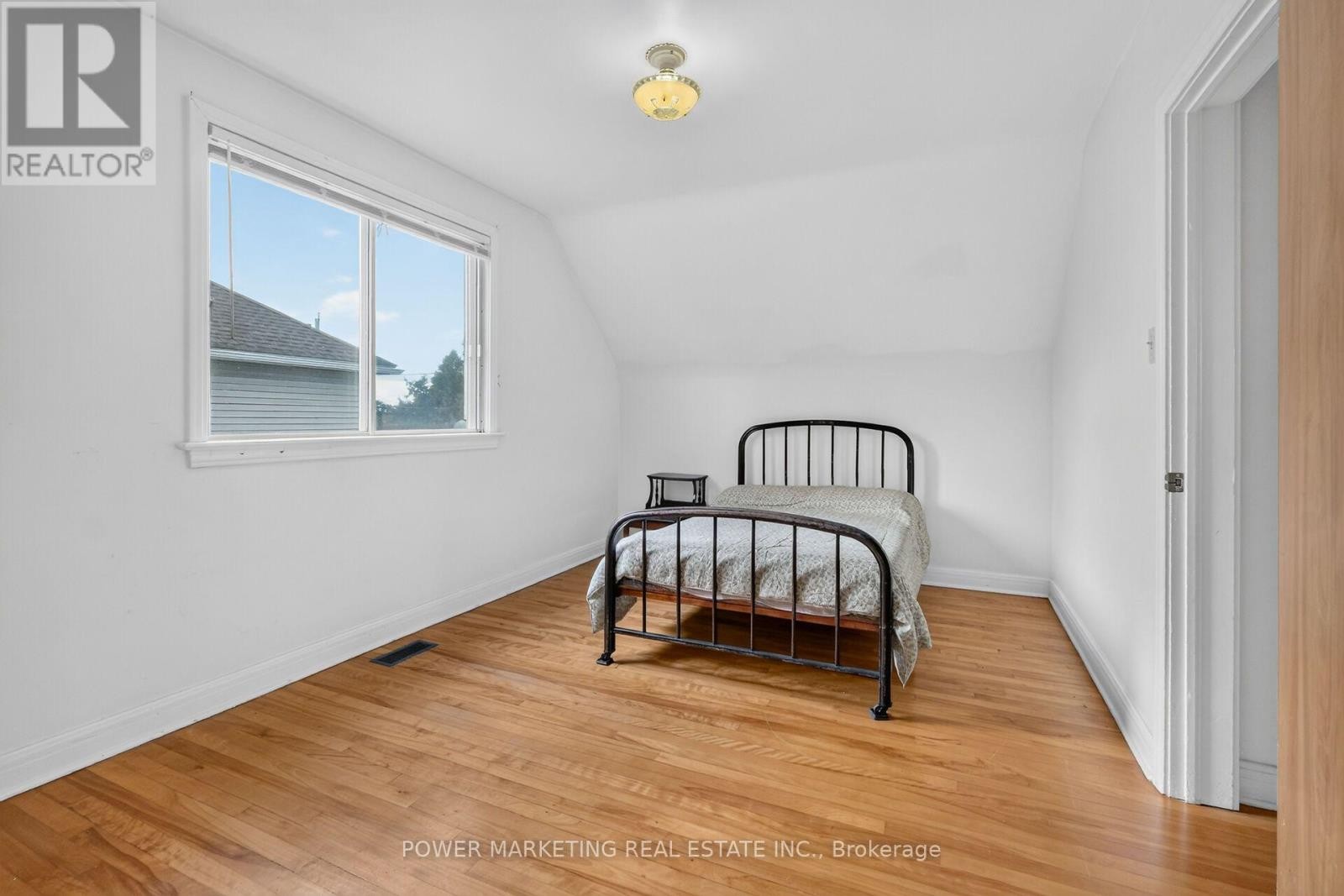 535 Dunbrack Street, Ottawa, ON